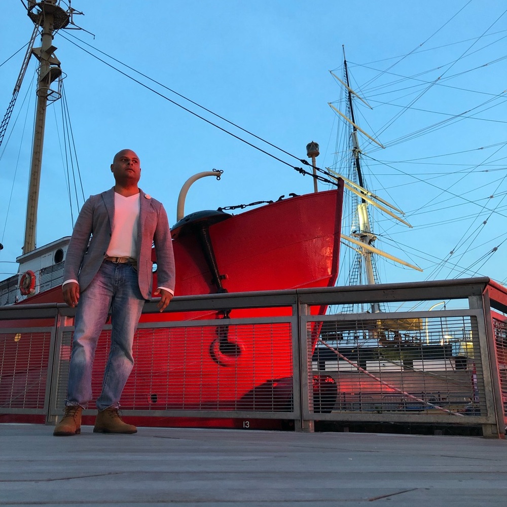 Meet your Posher, Ramon - Picture 2 of 12